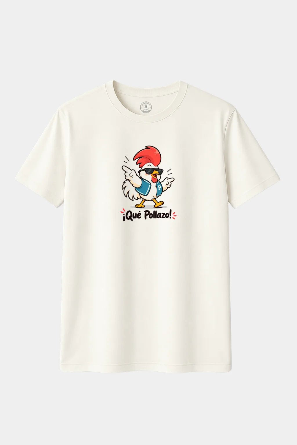 Camiseta ¡Qué Pollazo! – Gallo con Gafas de Sol