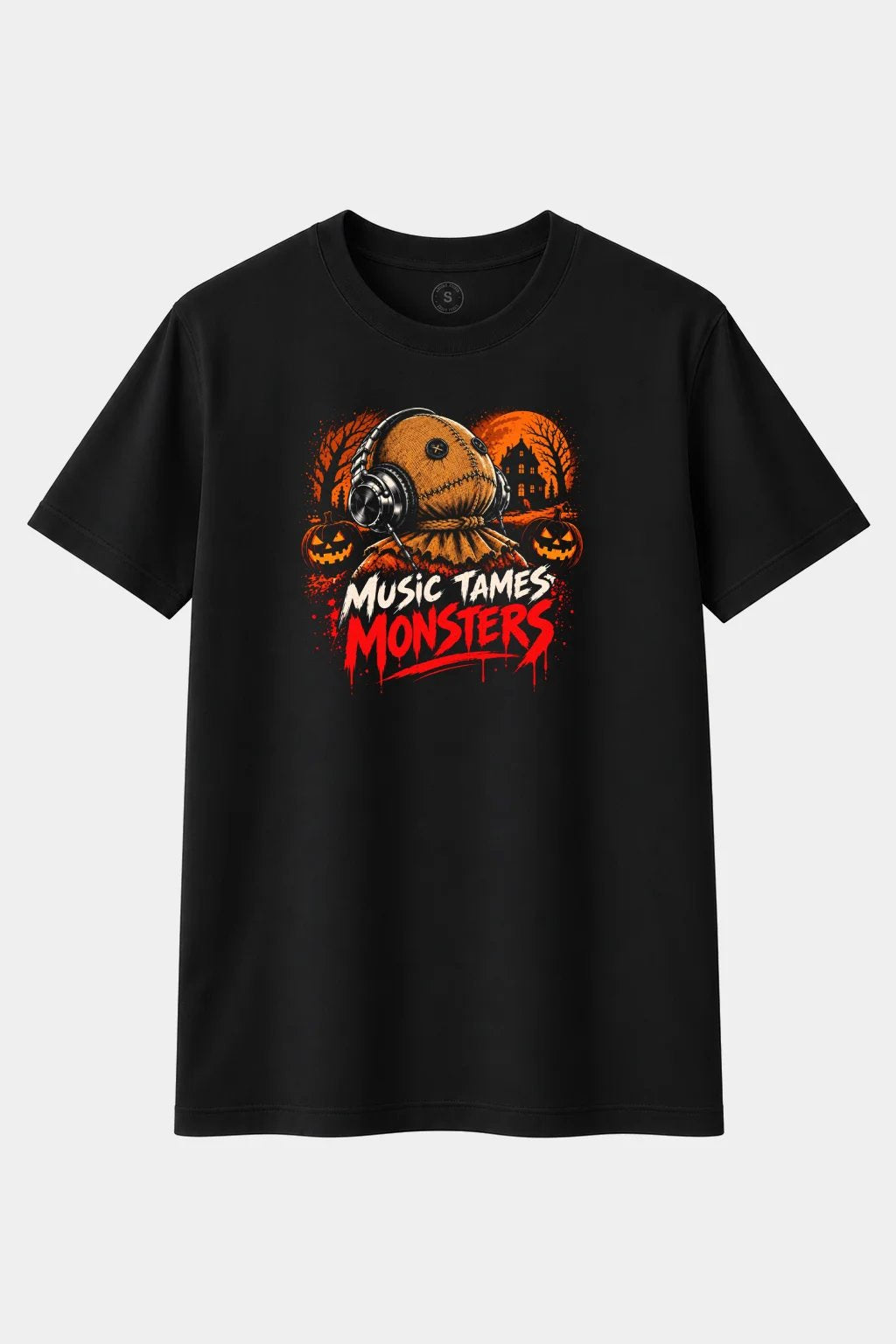 Camiseta Muñeco Halloween con Auriculares “Music Tames Monsters” – Terror y Música