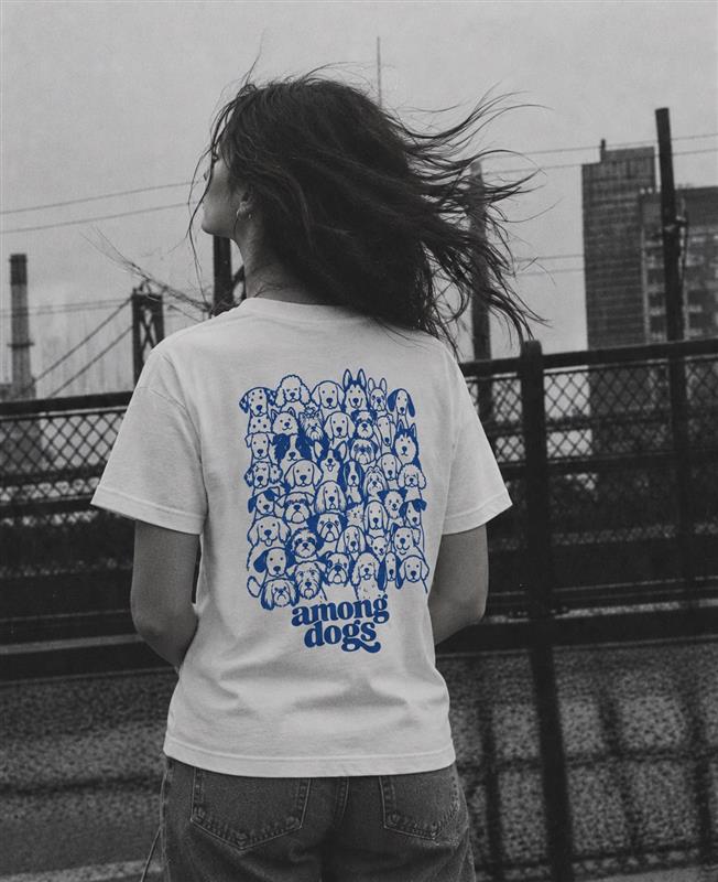 Camiseta Among Dogs