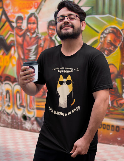 Más quiero a mi gato